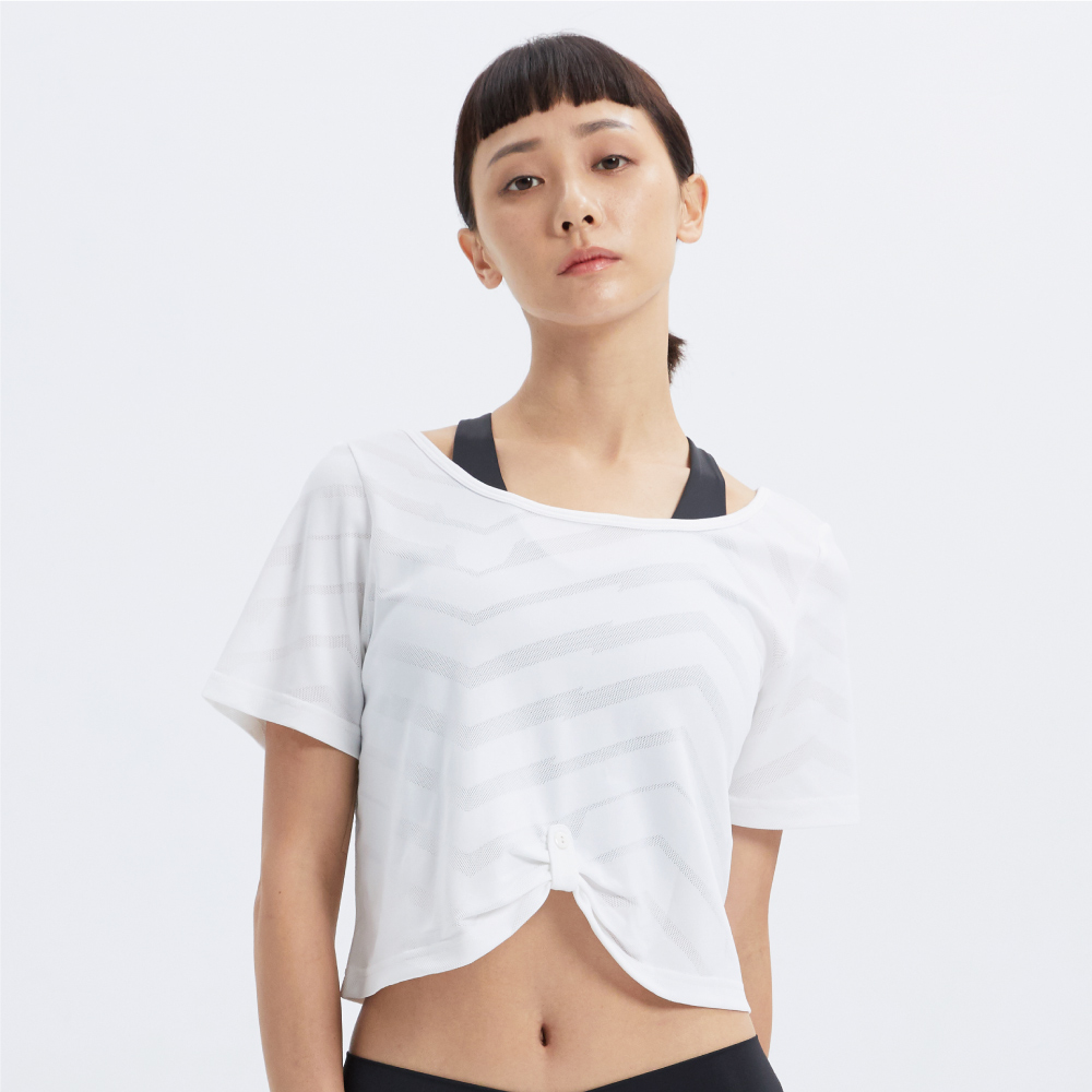 SPORTSWEAR - 運動短版上衣【多色】