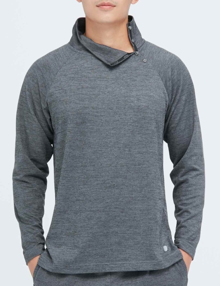 斜釦小高領上衣【兩色】