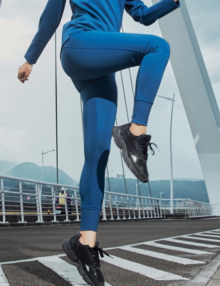 提臀抽繩速乾緊身褲【兩色】