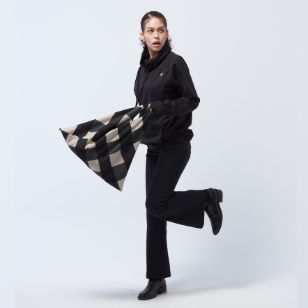 COZEE-抗菌格紋三角包